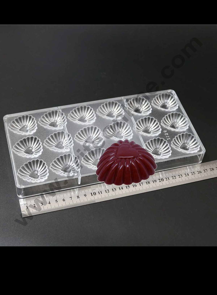 Fluted Heart Shaped Polycarbonate Chocolate Mould