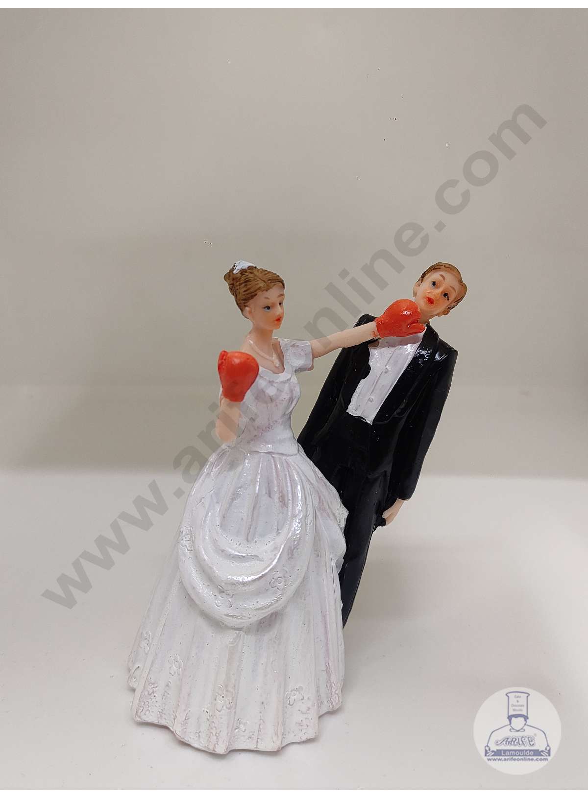Mr And Mrs Cake Topper For Wedding Couple Married Cake Topper Bride And  Groom Dancing Rustic Wedding Cake Topper Custom Couple Name Cake Toppers  Funny Wedding Topper Acrylic Black Cake Topper :