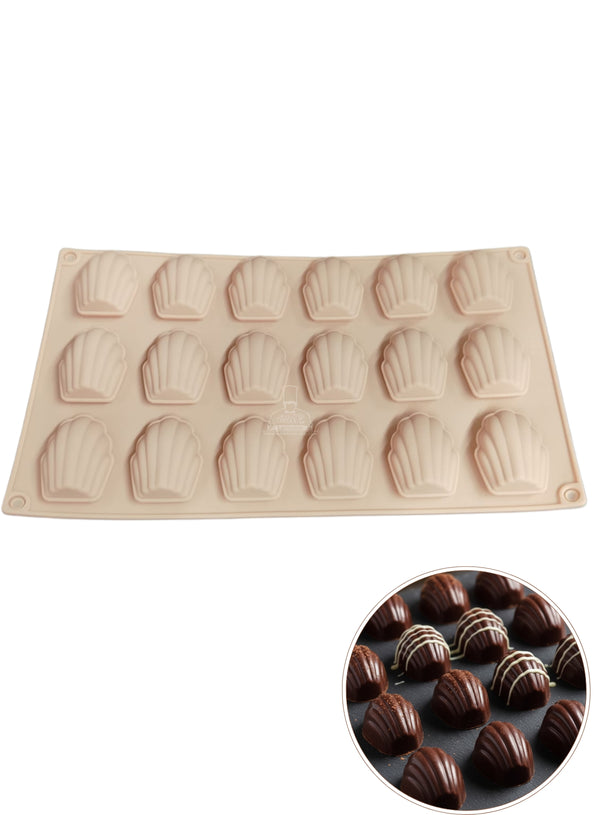 CAKE DECOR™  15-Cavity Silicone Madeleine Chocolate Mold (Shell Shape) - G368
