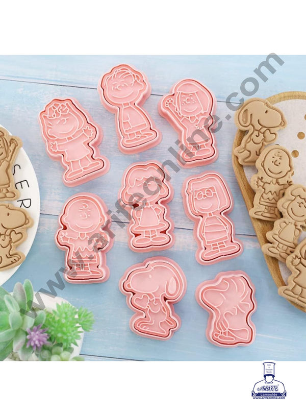 CAKE DECOR™ 8 Pcs Cartoon Character Plastic Biscuit Cutter 3D Cookie Cutter