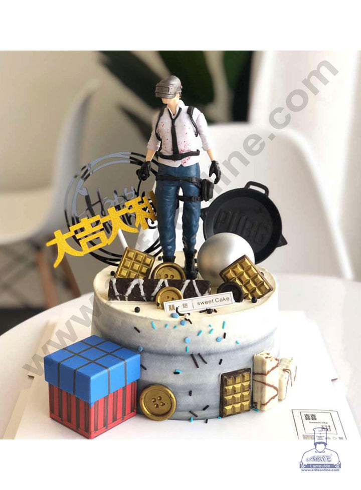CAKE DECOR™ PUBG Male Player With Weapons Cake Toy Topper