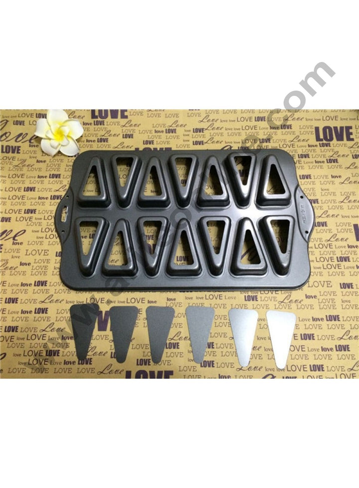 Cake Decor Non-Stick 14 Cavity Triangle Mini Cheesecake Pan with 14 Pieces Removable Bottom