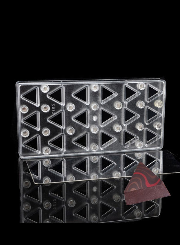 Cake Decor Magnetic 18 Cavity Triangle Shaped Polycarbonate Chocolate Mould SB-2613