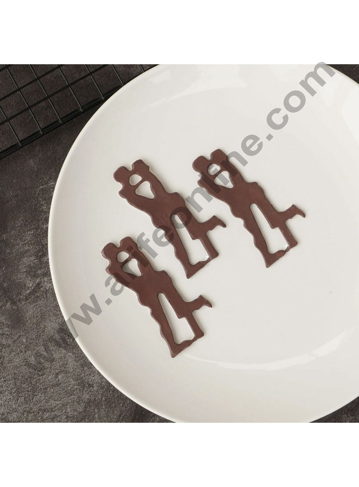 Cake Decor Silicon 4 in 1 Couple Embrace Lovers Shape Chocolate Garnishing Mould Cake Insert Decoration Mould